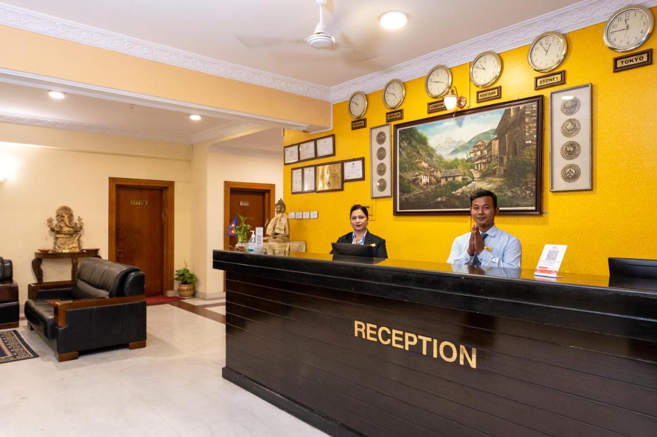 Dreamland Gold Resort & Hotel Siddharthanagar Exterior photo
