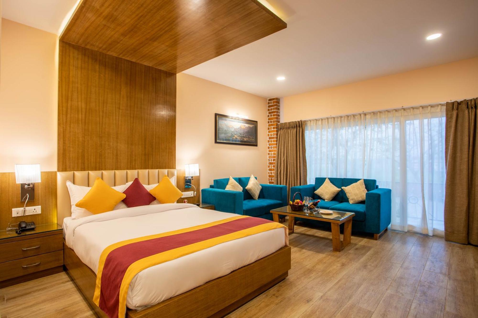 Dreamland Gold Resort & Hotel Siddharthanagar Exterior photo