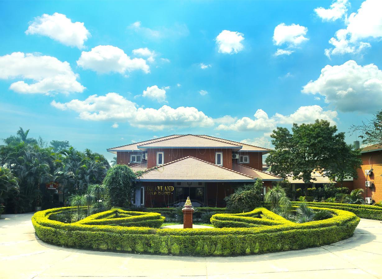 Dreamland Gold Resort & Hotel Siddharthanagar Exterior photo